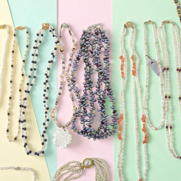 Grandma, s 14 Piece Lot of Assorted Genuine Pearl Seed Pearl Necklaces/Bracelets - Picture 9 of 17